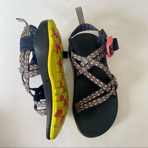 Girls ZX1 Chacos sz12